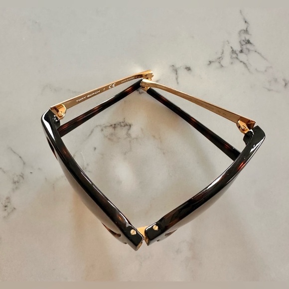 Tory Burch Foldable Tortoise Sunglasses